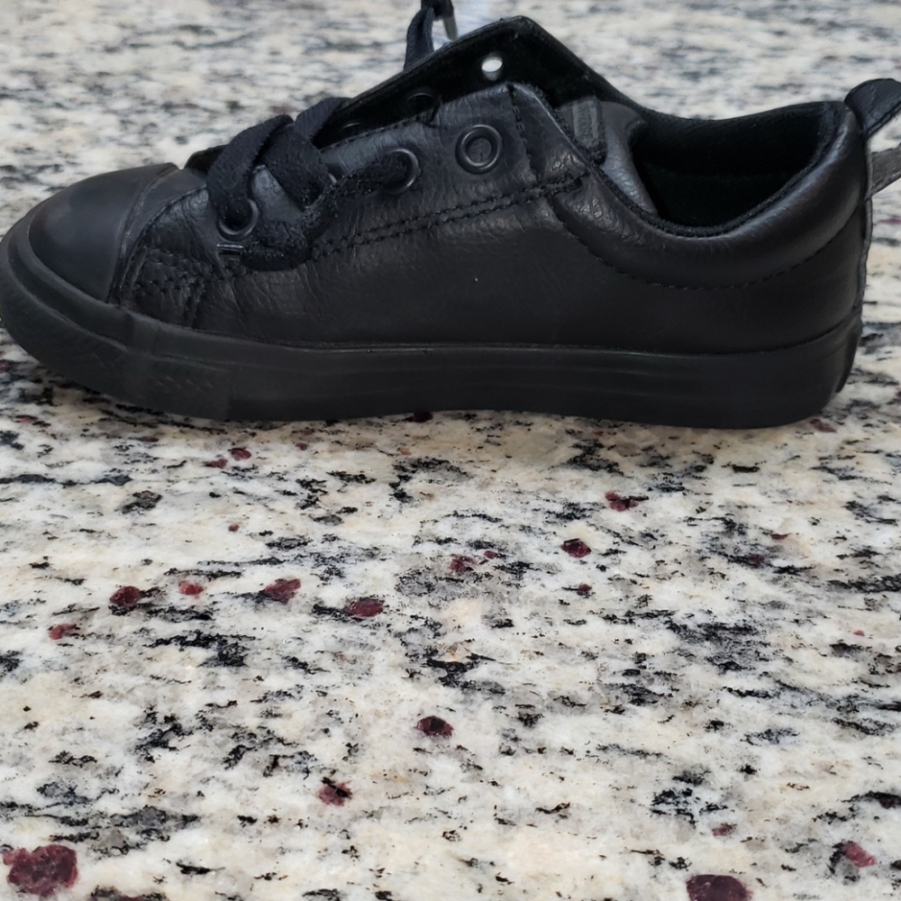 Converse All Star Toddler Size 9 Sneakers - Picture 5 of 9